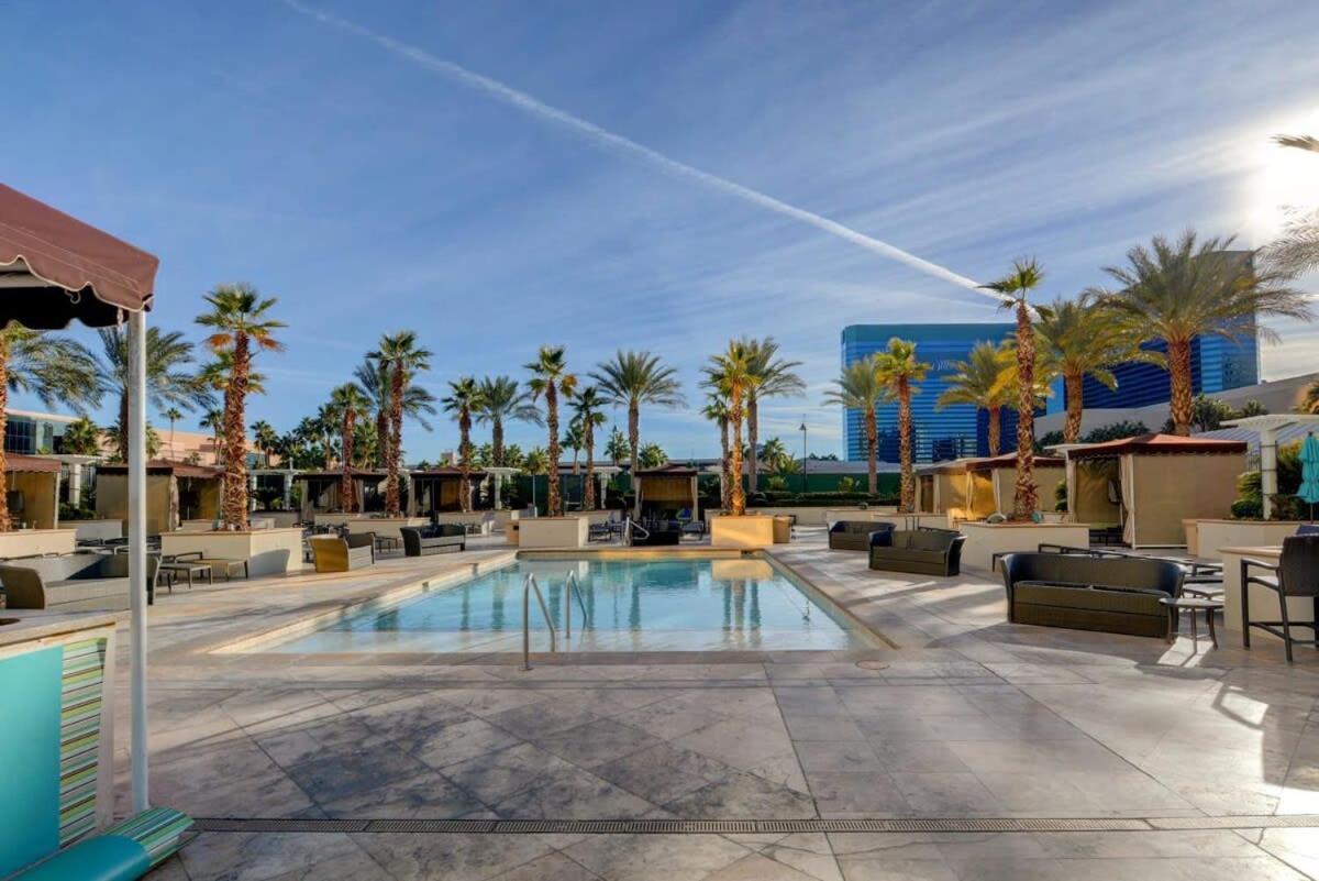 Mgm Signature-23-719 Strip View Jacuzzi Studio Las Vegas Bagian luar foto
