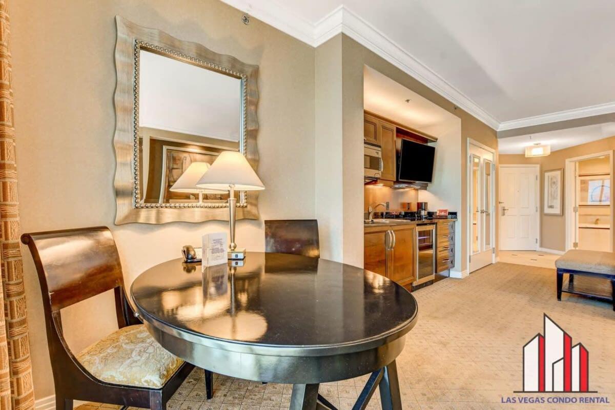 Mgm Signature-23-719 Strip View Jacuzzi Studio Las Vegas Bagian luar foto