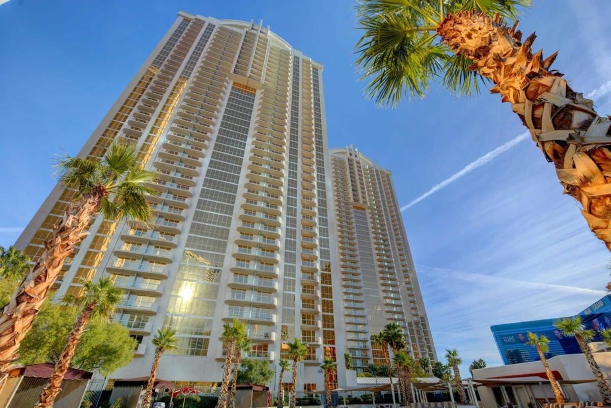 Mgm Signature-23-719 Strip View Jacuzzi Studio Las Vegas Bagian luar foto